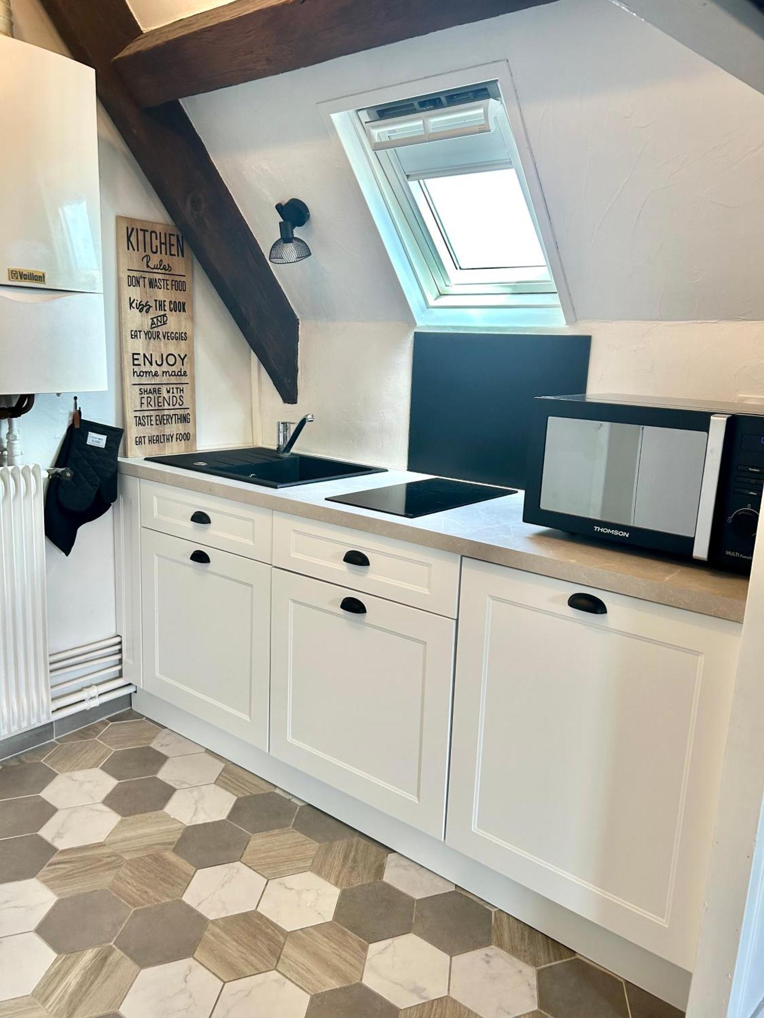 L Ecuyer Appartement Au Coeur Du Quartier Historique Chartres Exteriör bild