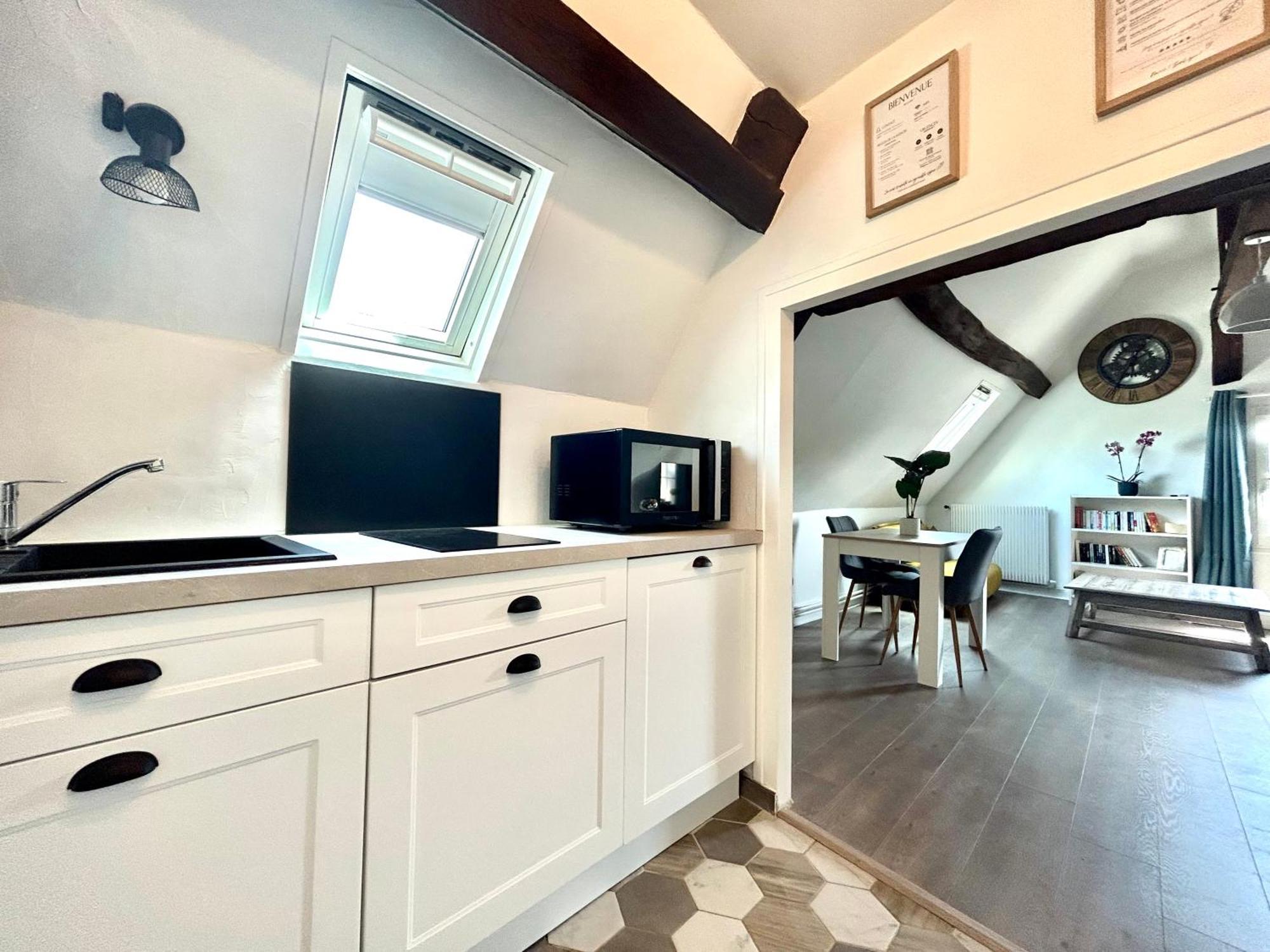 L Ecuyer Appartement Au Coeur Du Quartier Historique Chartres Exteriör bild