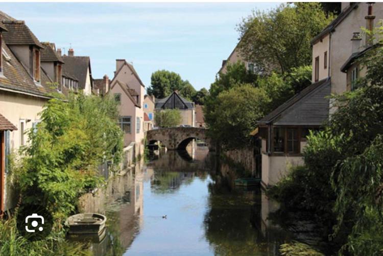 L Ecuyer Appartement Au Coeur Du Quartier Historique Chartres Exteriör bild